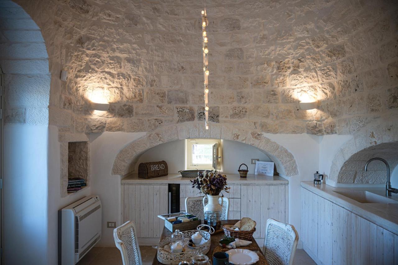 Вилла Borgo Del Tempo Ritrovato - Luxury Relais In Puglia Остуни Экстерьер фото