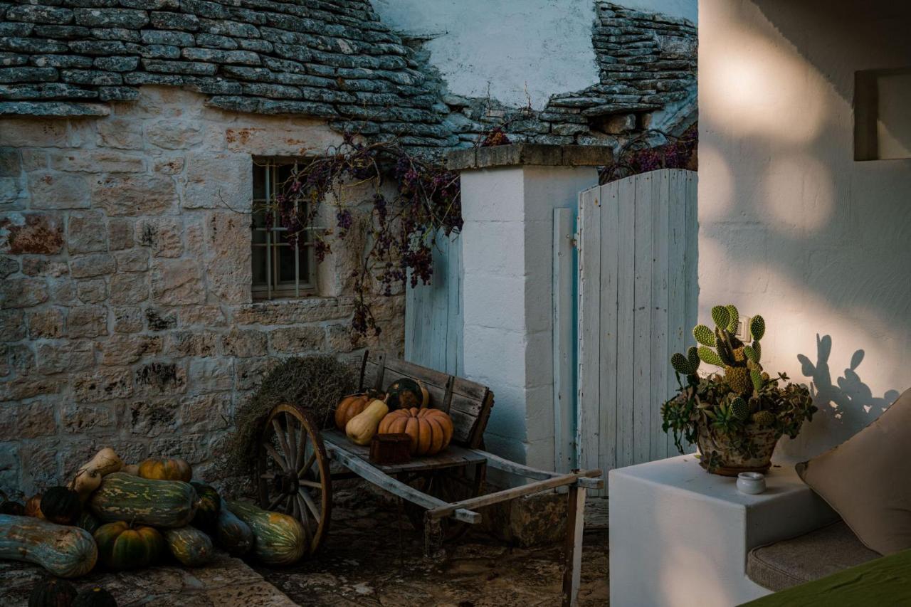 Вилла Borgo Del Tempo Ritrovato - Luxury Relais In Puglia Остуни Экстерьер фото